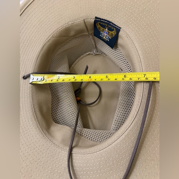 Henschel Hat Co. Aussie
Breezer Mesh Safari Sun Hat
Khaki Sz Large